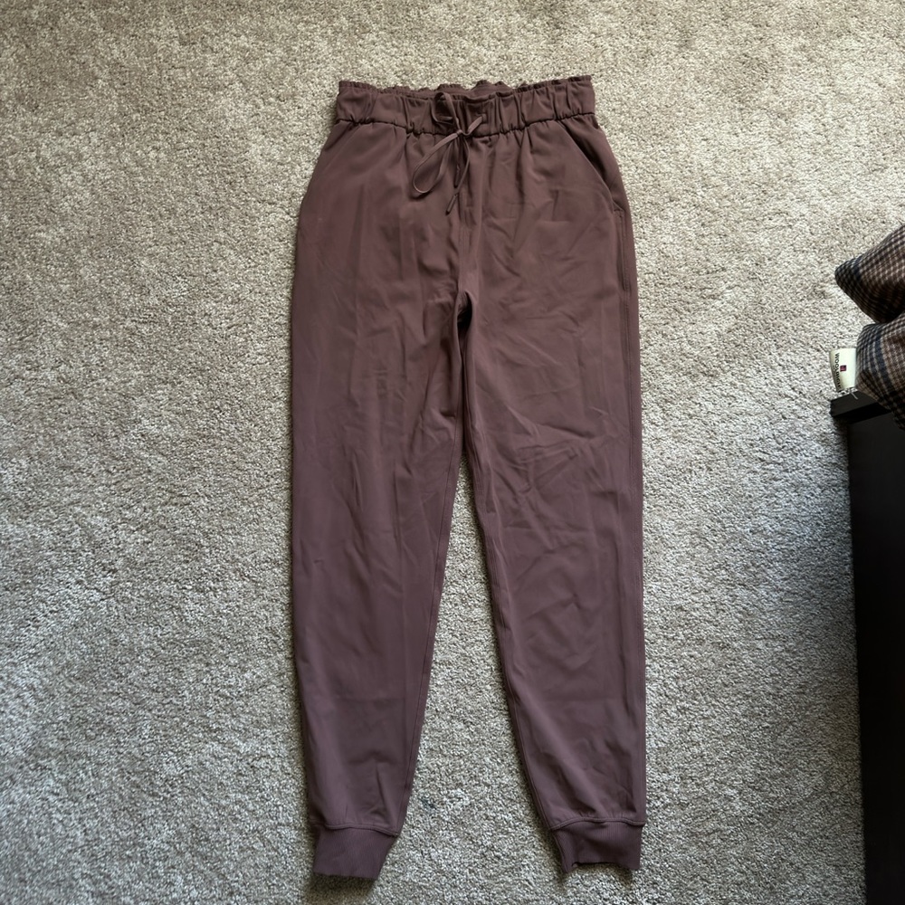 Lululemon On the fly joggers